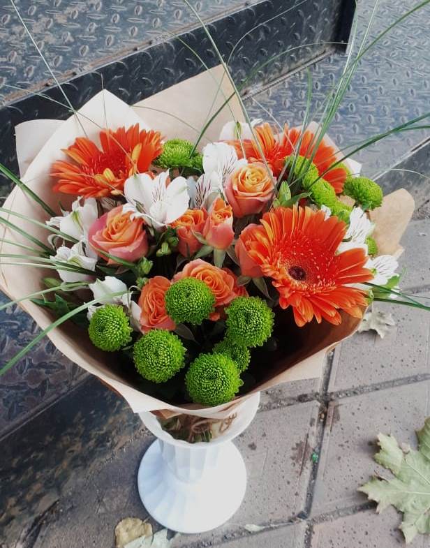 Букет цветов из: Герберы, Хризантемы, Альстромерии и Розы в Шахунье