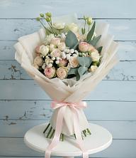 Букет цветов из:  Розы и Лизиантусы в Шахунье