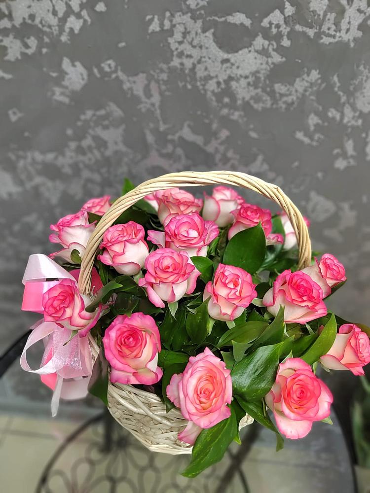 Цветочная композиция из Розы в корзине в Шахунье