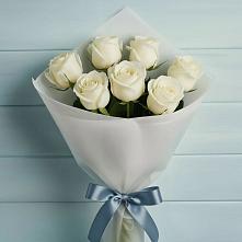 Букет 7 Белых роз Эдлесс Лав в Шахунье
