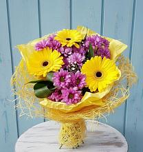 Букет цветов из:  Хризантемы и Герберы #REPLACE_PRED# Шахунье