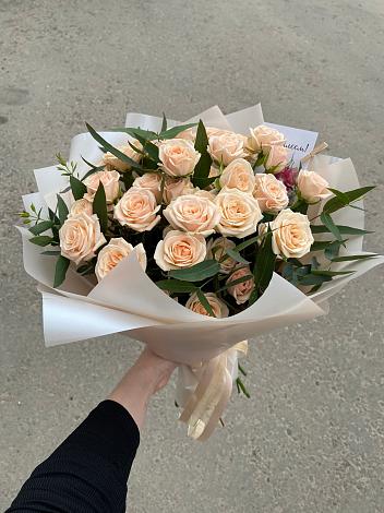 Букет Кремовые розы Латте в Шахунье