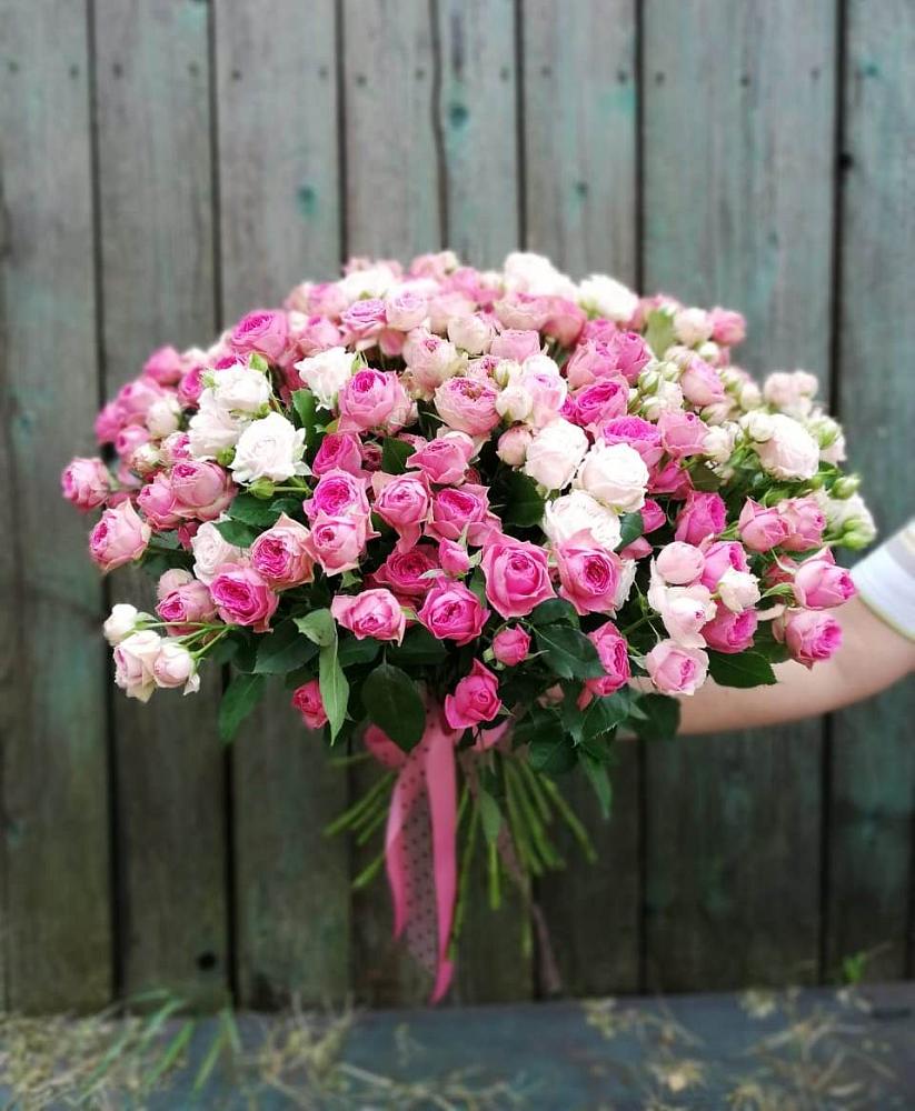 Букет Розовые кустовые розы Натали и Лав Лидия в Шахунье