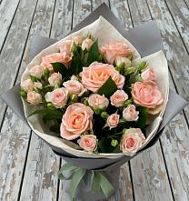 Букет цветов из:  Розы в Шахунье