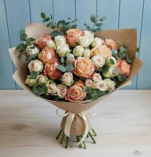 Букет цветов из:  Альстромерии и Розы в Шахунье