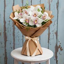 Букет цветов из:  Орхидеи и Розы в Шахунье